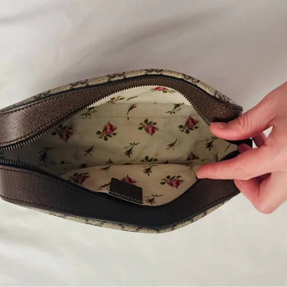 Gucci Neo Vintage GG Supreme Messenger Bag | ORIGINAL STRAP NOT INCLUDED!!!! - Picture 7 of 14